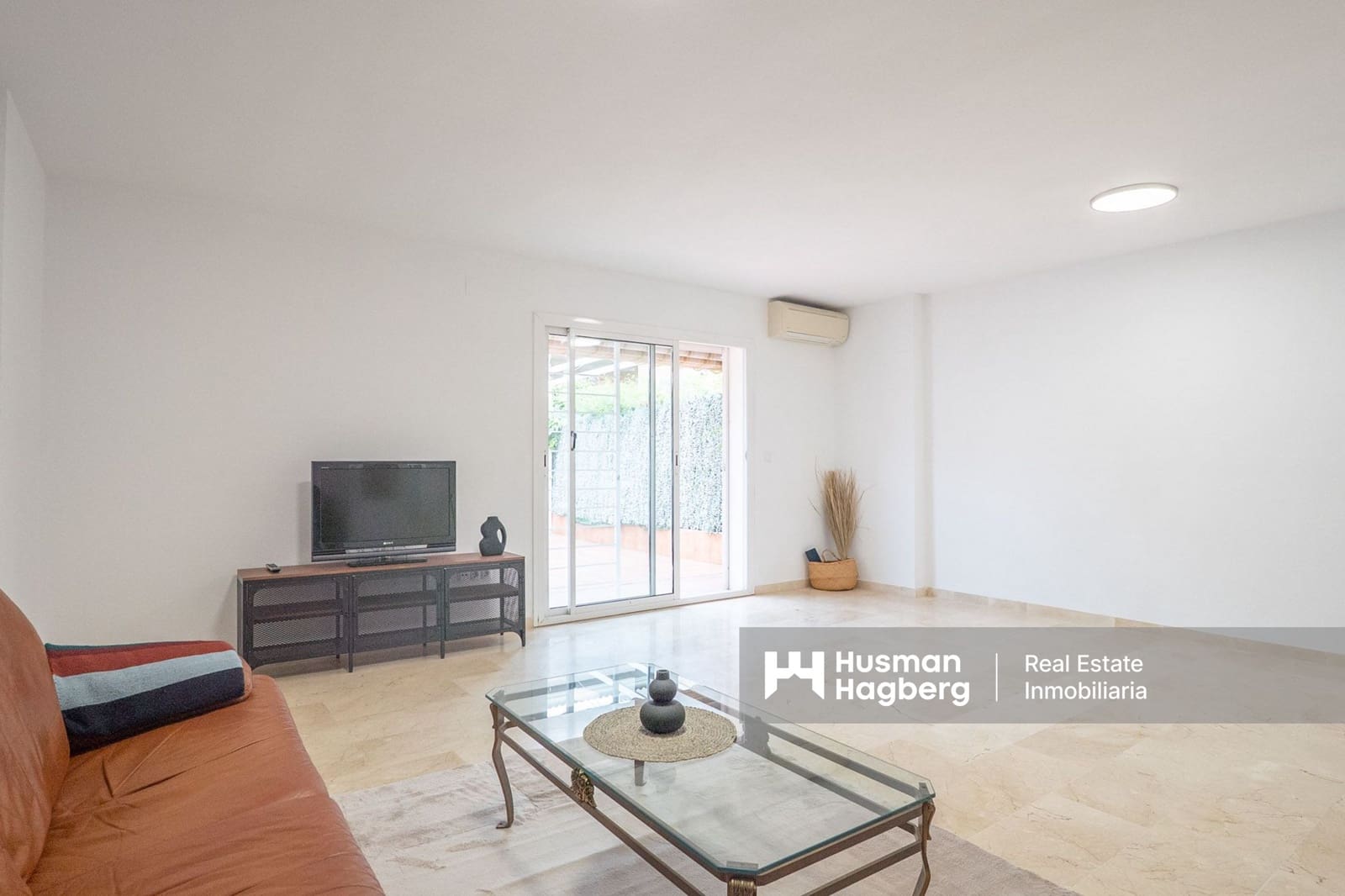 3 bedroom Townhouse for sale in Albir with pool - € 454,900 (Ref: 9850824)
