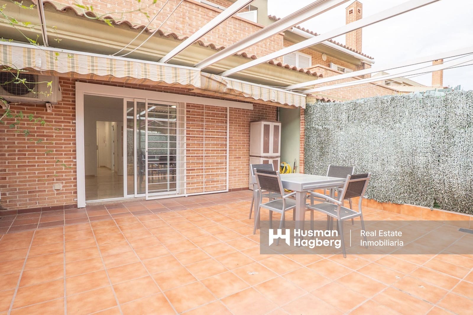 3 bedroom Townhouse for sale in Albir with pool - € 454,900 (Ref: 9850824)