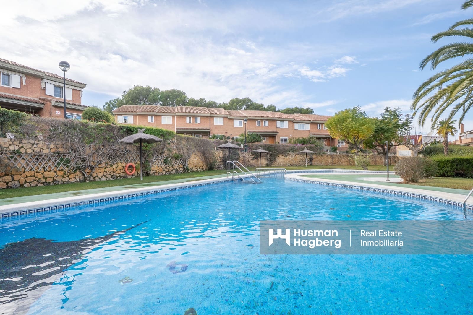 3 bedroom Townhouse for sale in Albir with pool - € 454,900 (Ref: 9850824)