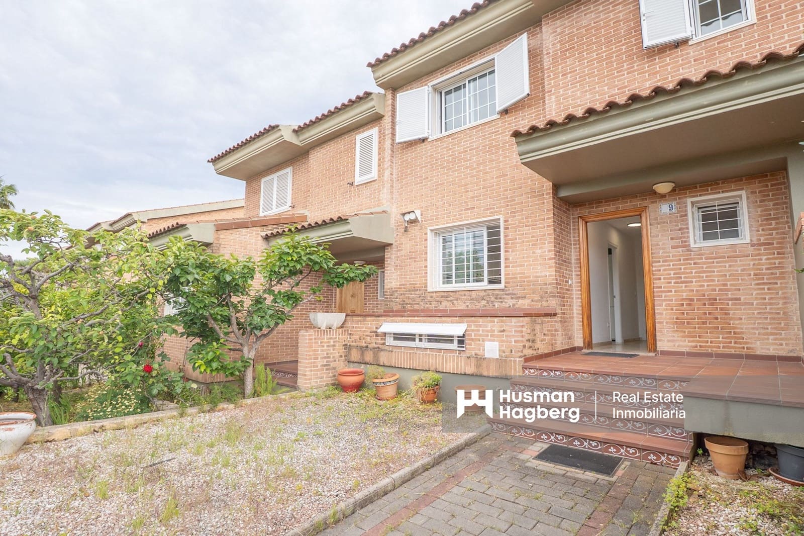 3 bedroom Townhouse for sale in Albir with pool - € 454,900 (Ref: 9850824)