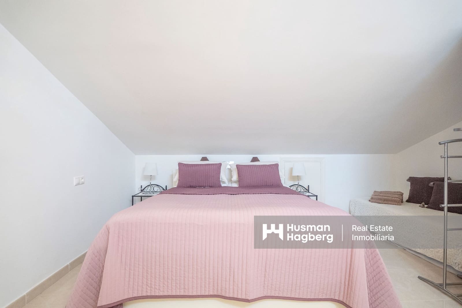 2 soveværelse Villa til salg i La Nucia med swimmingpool - € 279.000 (Ref: 9850825)