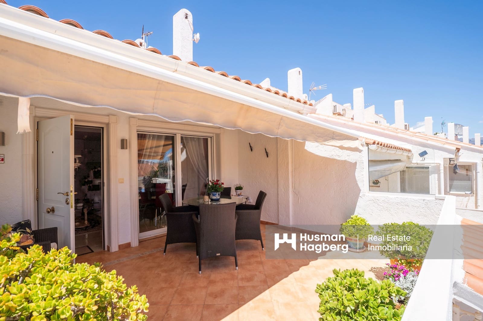 2 soveværelse Villa til salg i La Nucia med swimmingpool - € 279.000 (Ref: 9850825)