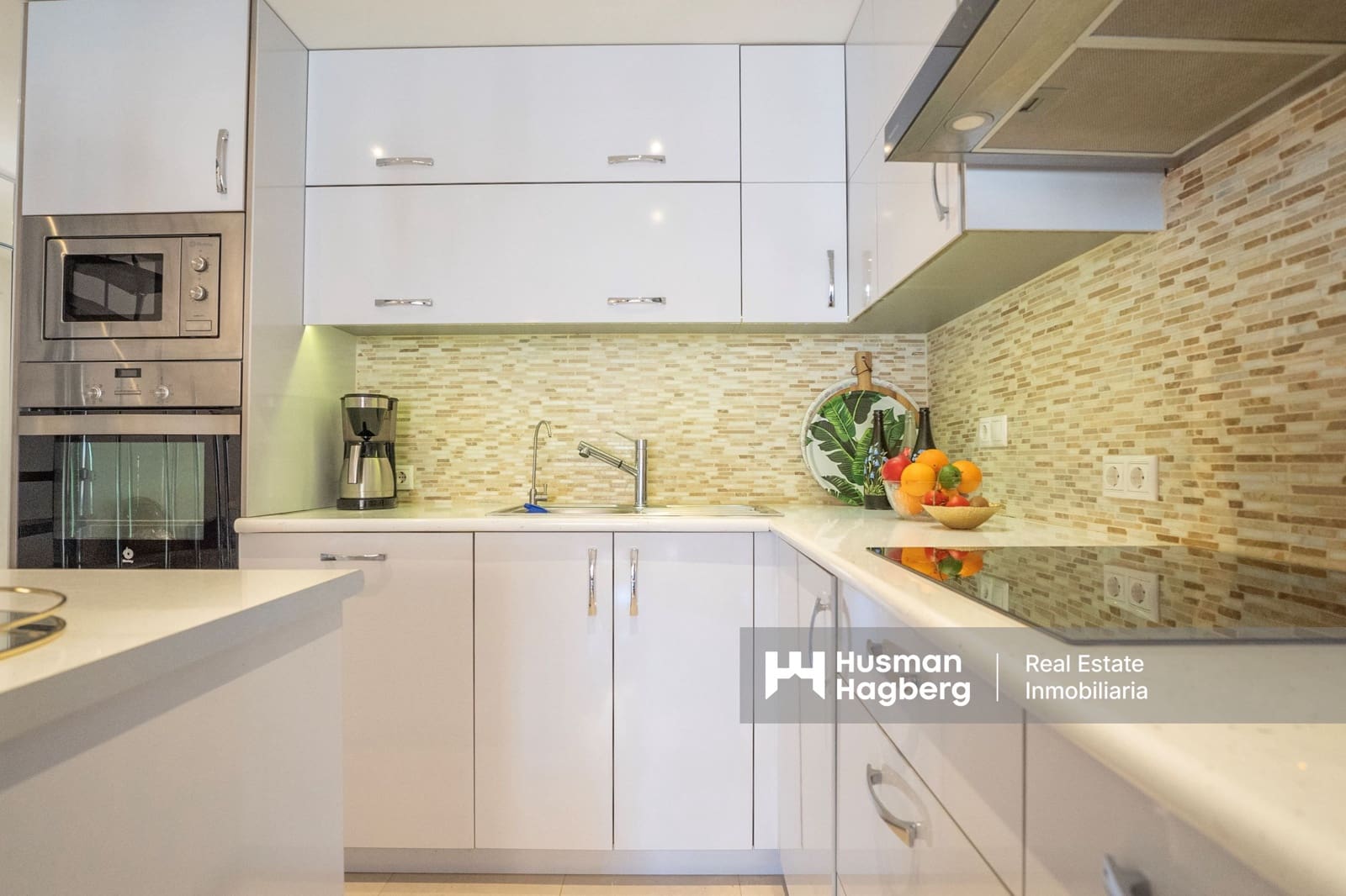 2 soveværelse Villa til salg i La Nucia med swimmingpool - € 279.000 (Ref: 9850825)