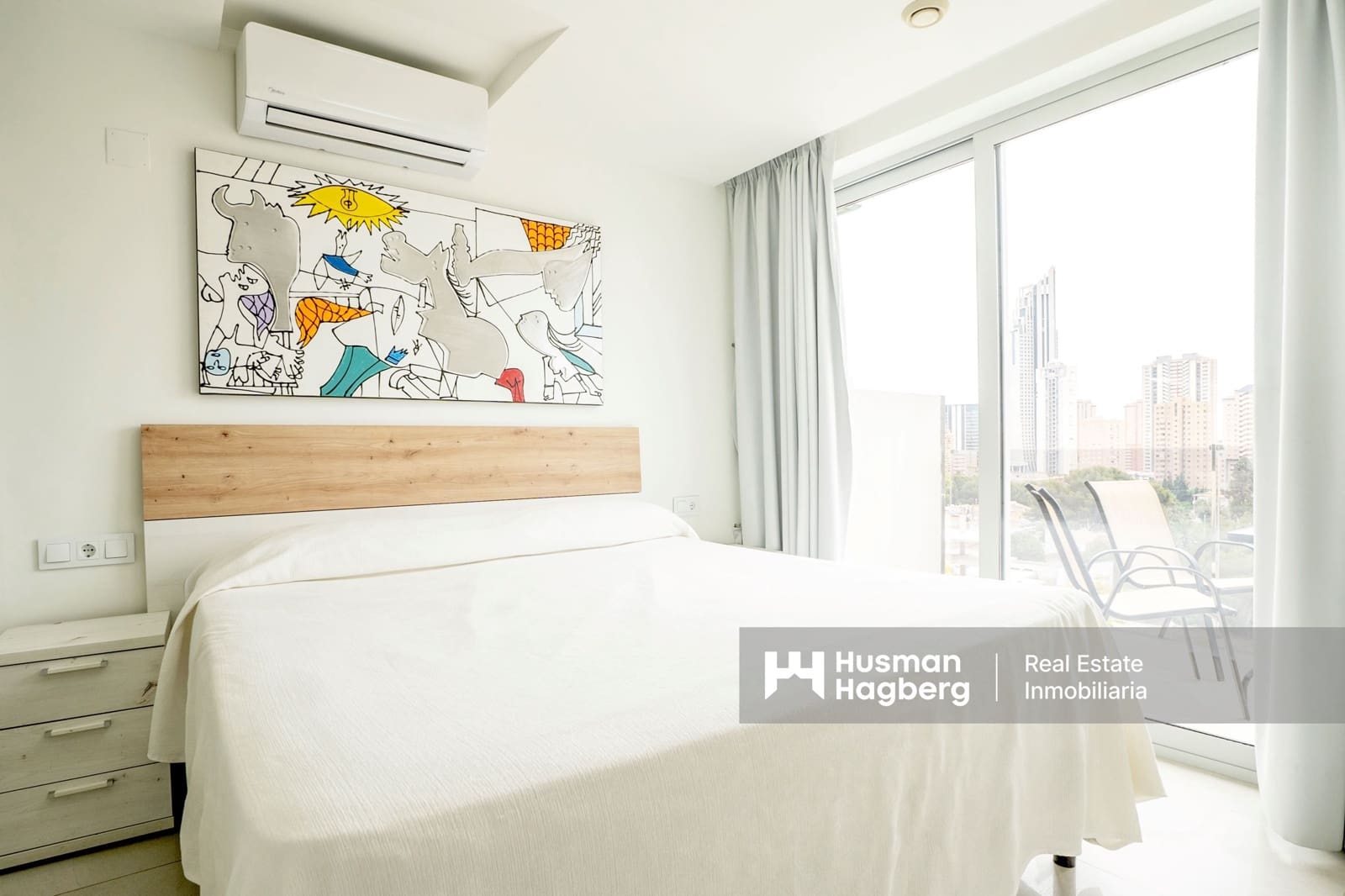 Apartamento de 2 habitaciones en Benidorm en venta con piscina - 308.000 € (Ref: 9866505)