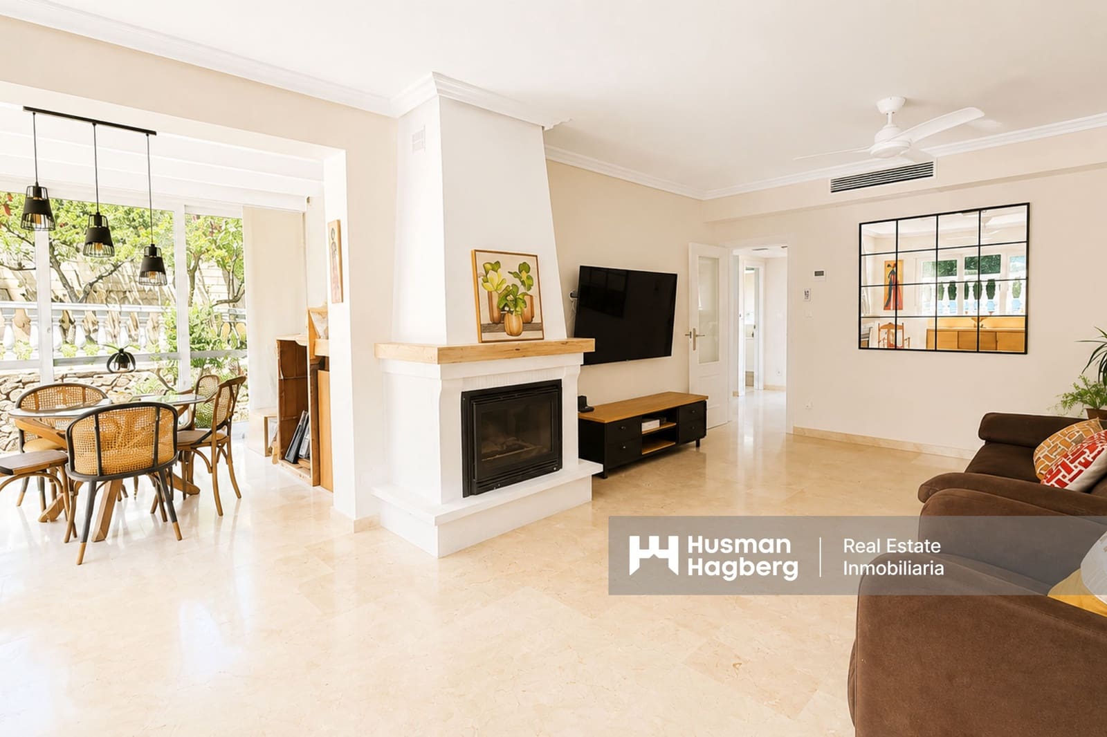 4 bedroom Villa for sale in La Nucia with pool - € 565,000 (Ref: 9870547)