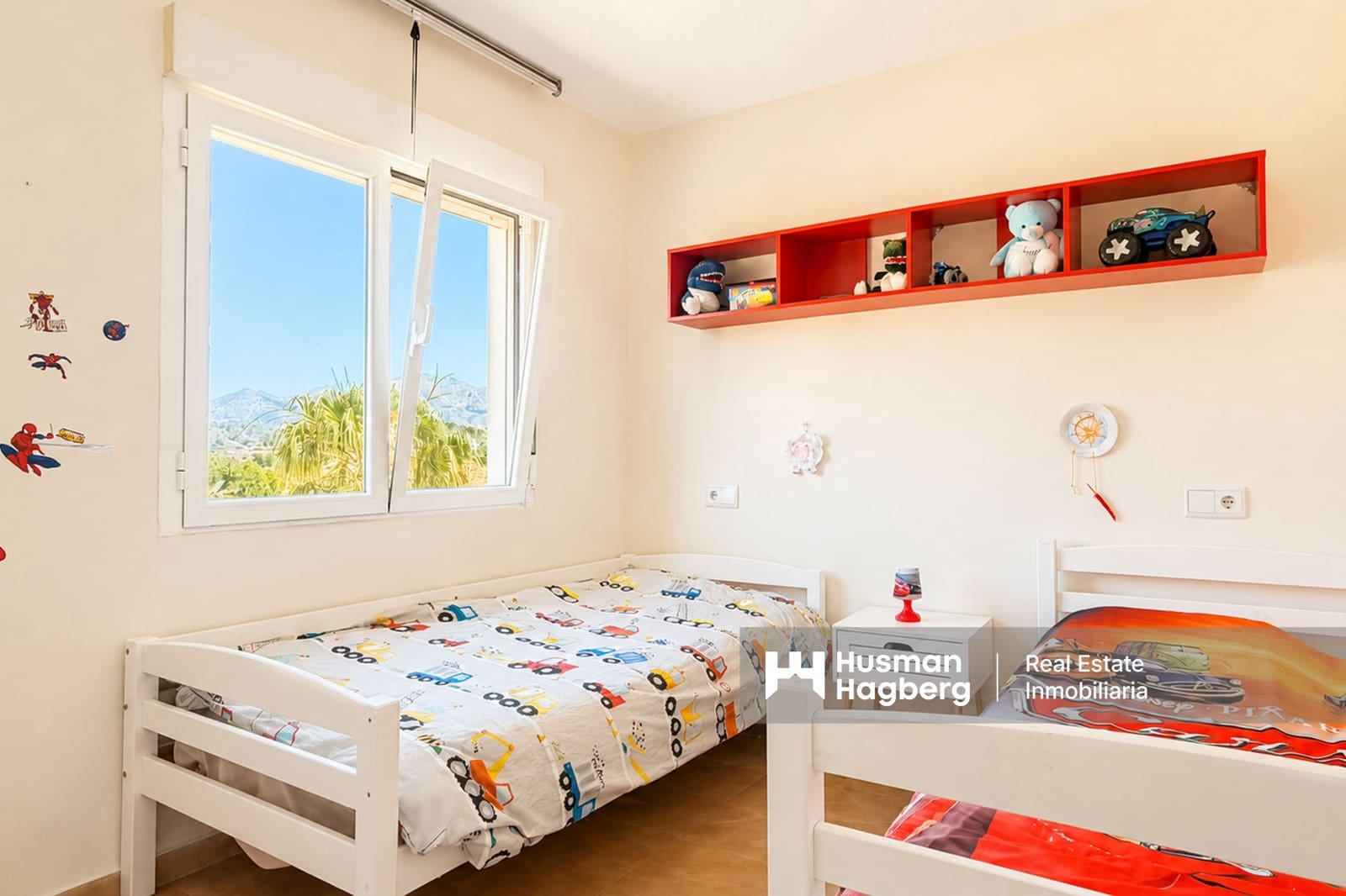 4 bedroom Villa for sale in La Nucia with pool - € 565,000 (Ref: 9870547)