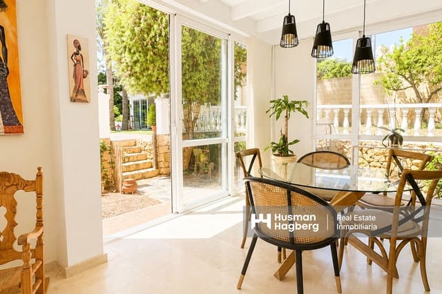 4 quarto Moradia para venda em La Nucia com piscina - 565 000 € (Ref: 9870547)