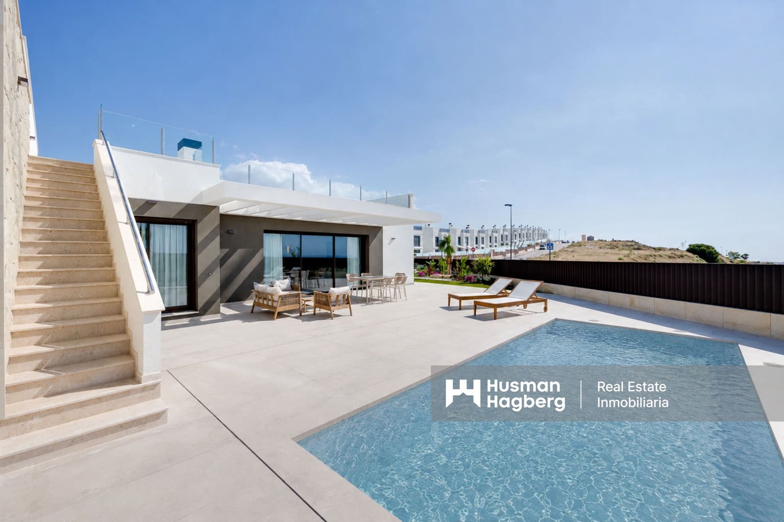 3 soverom Villa til salgs i El Campello med svømmebasseng - € 570 000 (Ref: 9909913)