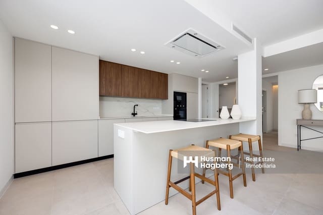 3 soverom Villa til salgs i El Campello med svømmebasseng - € 570 000 (Ref: 9909913)