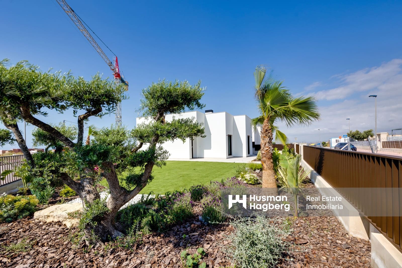 3 soverom Villa til salgs i El Campello med svømmebasseng - € 570 000 (Ref: 9909913)