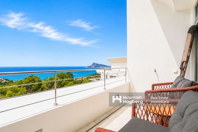 6 bedroom Villa for sale in Altea with pool - € 1,400,000 (Ref: 9917707)