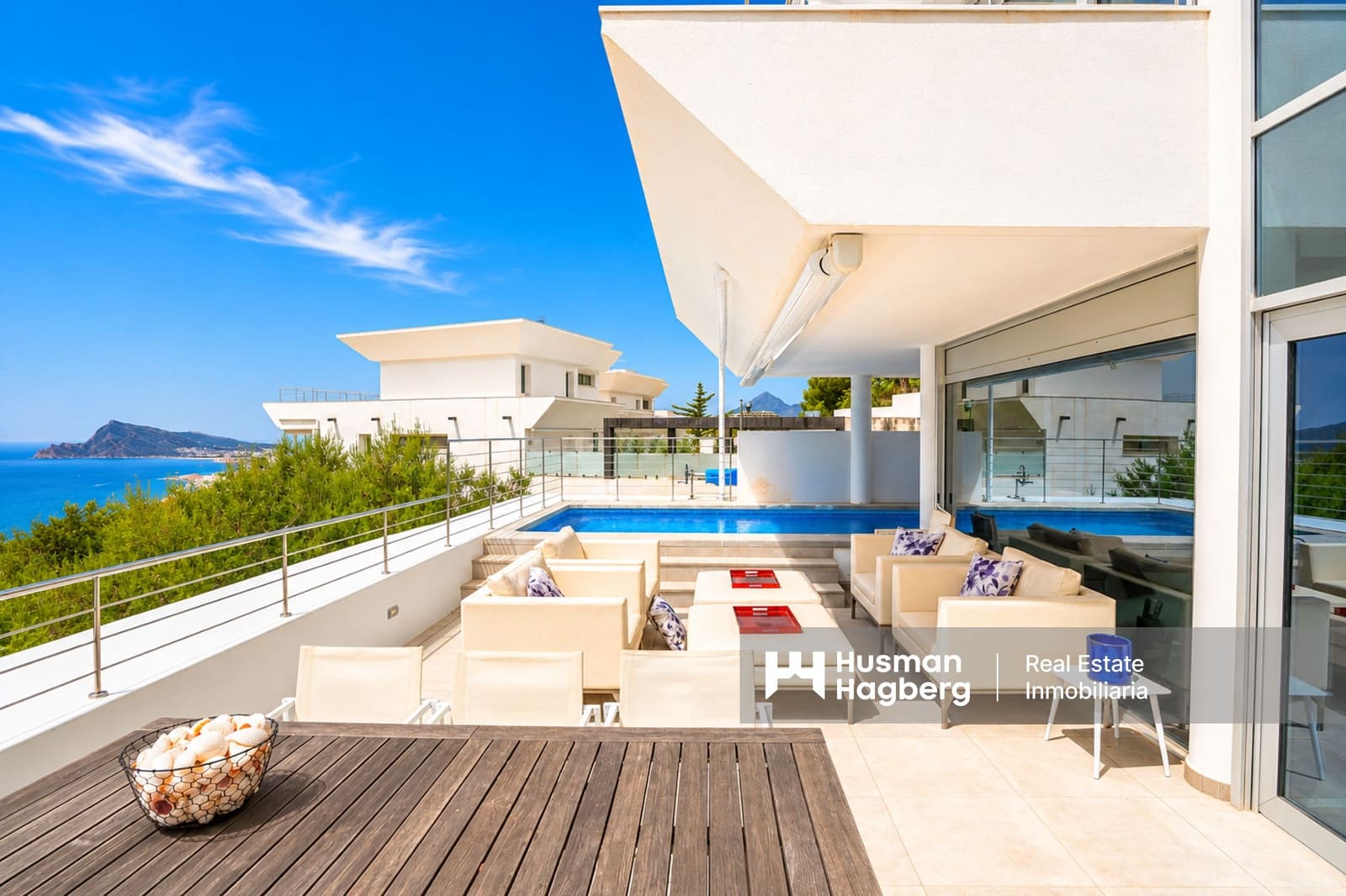 6 bedroom Villa for sale in Altea with pool - € 1,400,000 (Ref: 9917707)