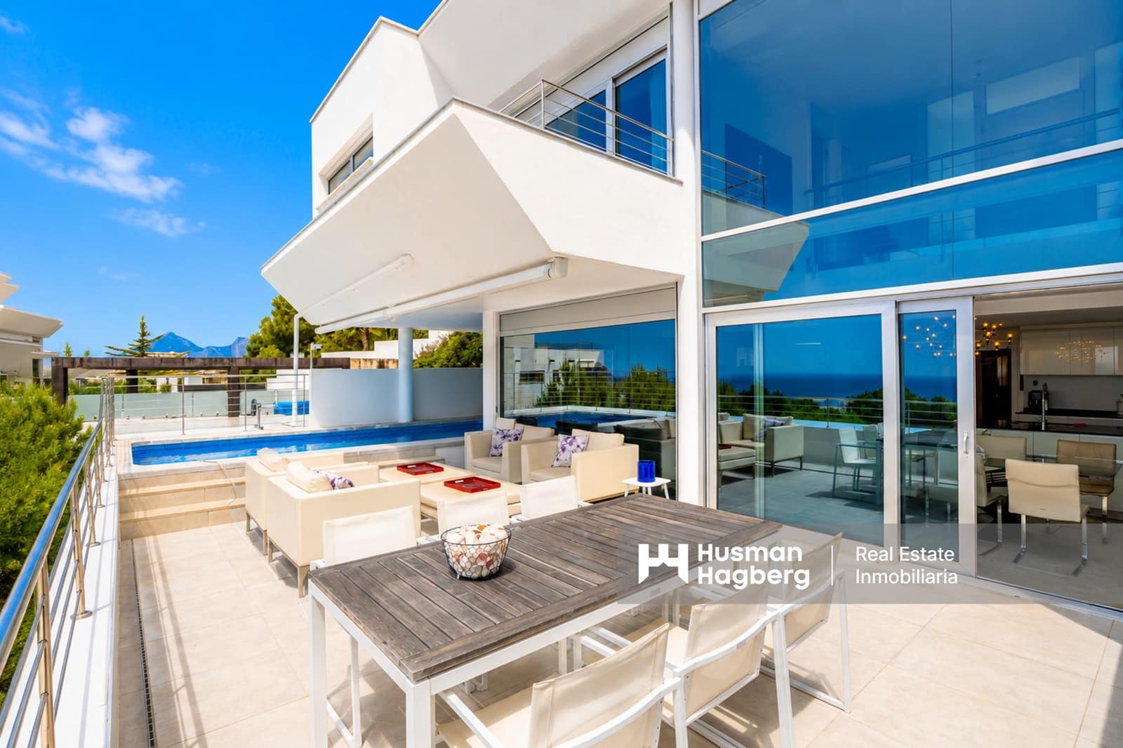 6 bedroom Villa for sale in Altea with pool - € 1,400,000 (Ref: 9917707)