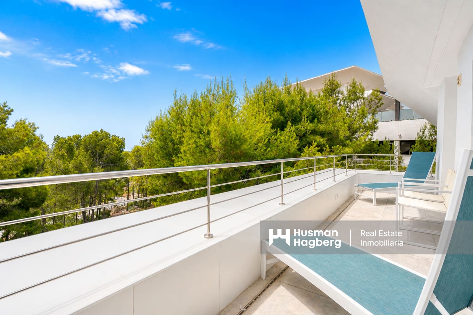 6 bedroom Villa for sale in Altea with pool - € 1,400,000 (Ref: 9917707)