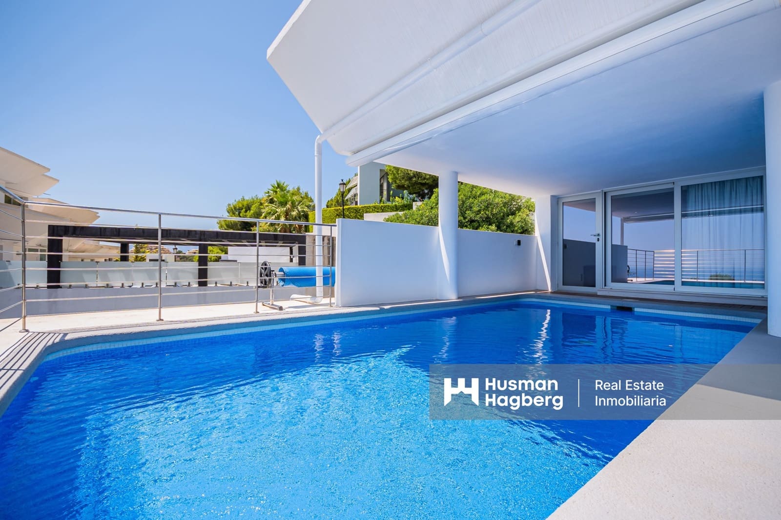 6 bedroom Villa for sale in Altea with pool - € 1,400,000 (Ref: 9917707)