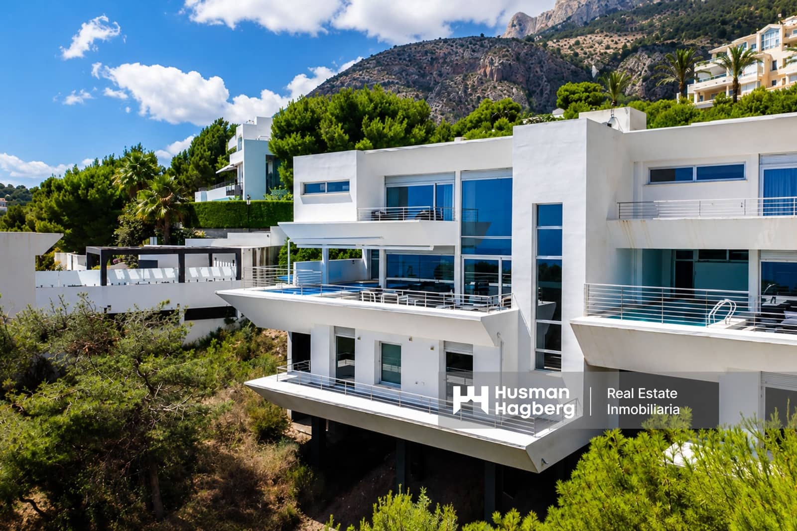6 bedroom Villa for sale in Altea with pool - € 1,400,000 (Ref: 9917707)