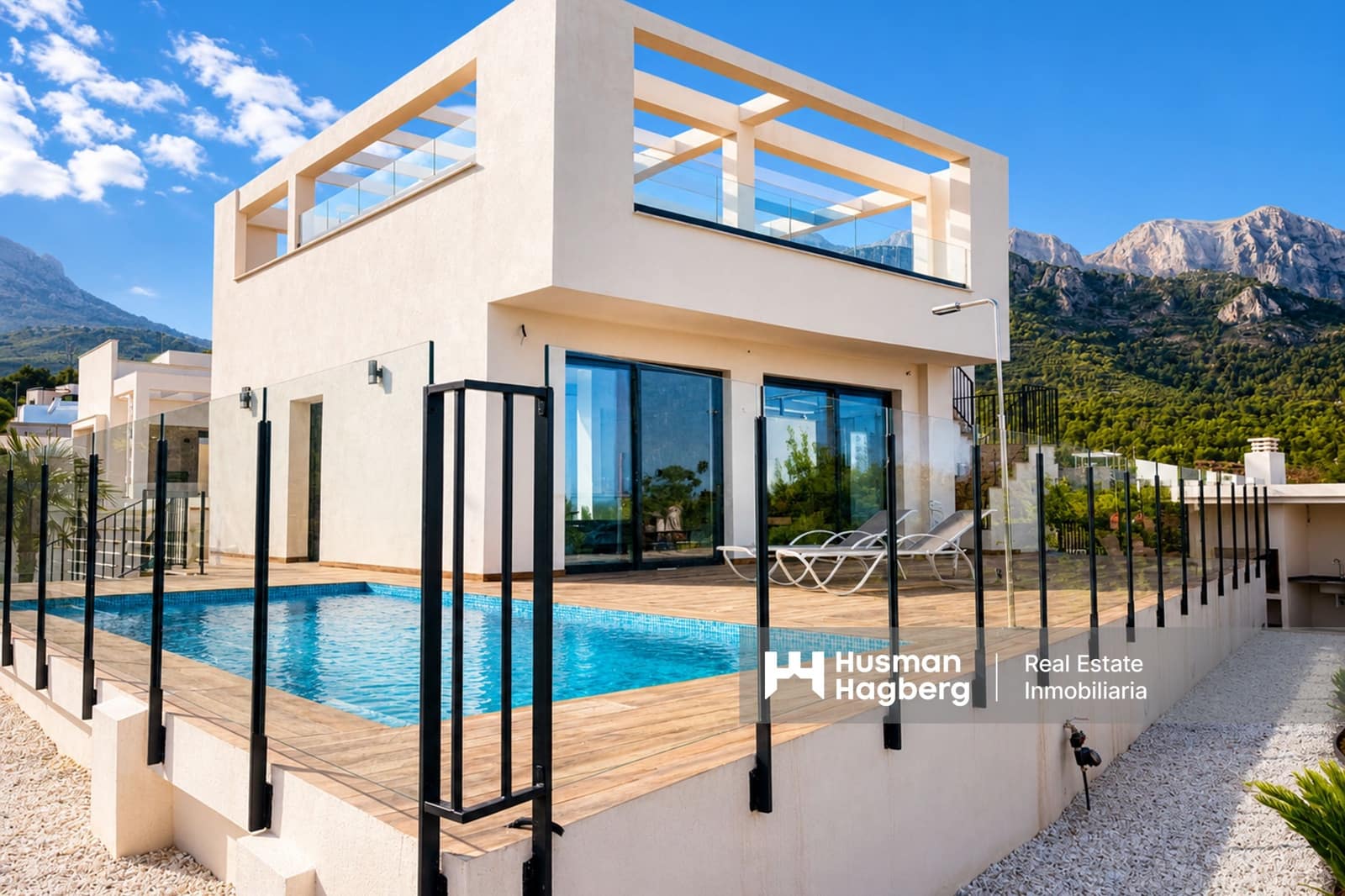 5 soveværelse Villa til salg i Polop med swimmingpool - € 680.000 (Ref: 9926627)