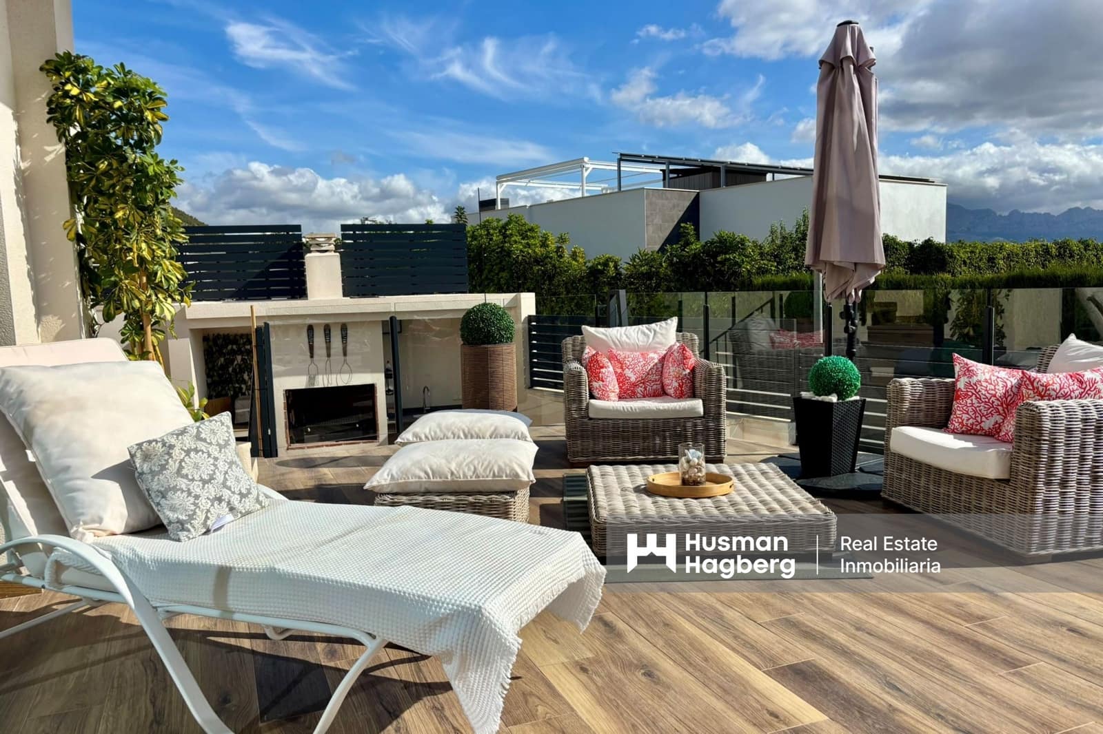 5 soveværelse Villa til salg i Polop med swimmingpool - € 680.000 (Ref: 9926627)