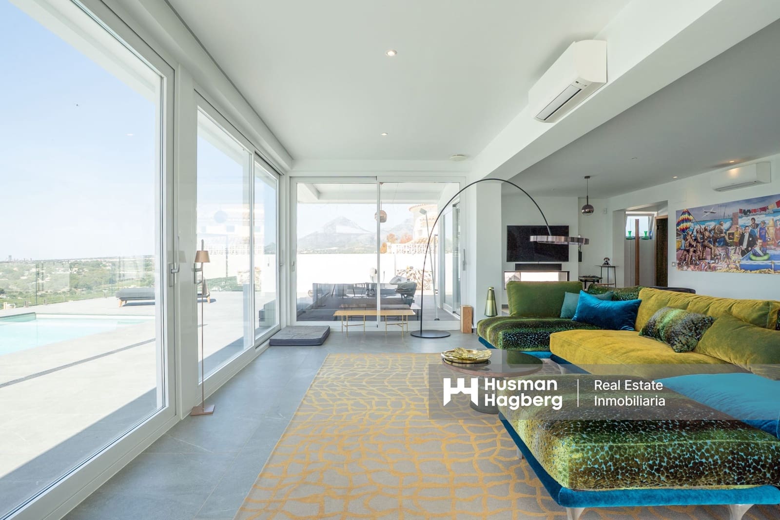3 bedroom Villa for sale in Altea with pool - € 2,675,000 (Ref: 9931208)