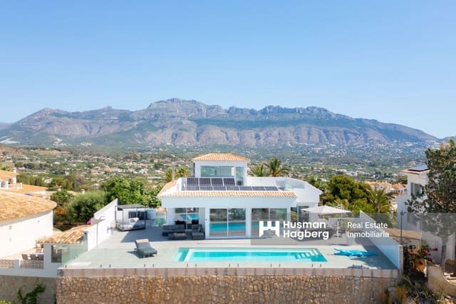 3 soverom Villa til salgs i Altea med svømmebasseng - € 2 675 000 (Ref: 9931208)
