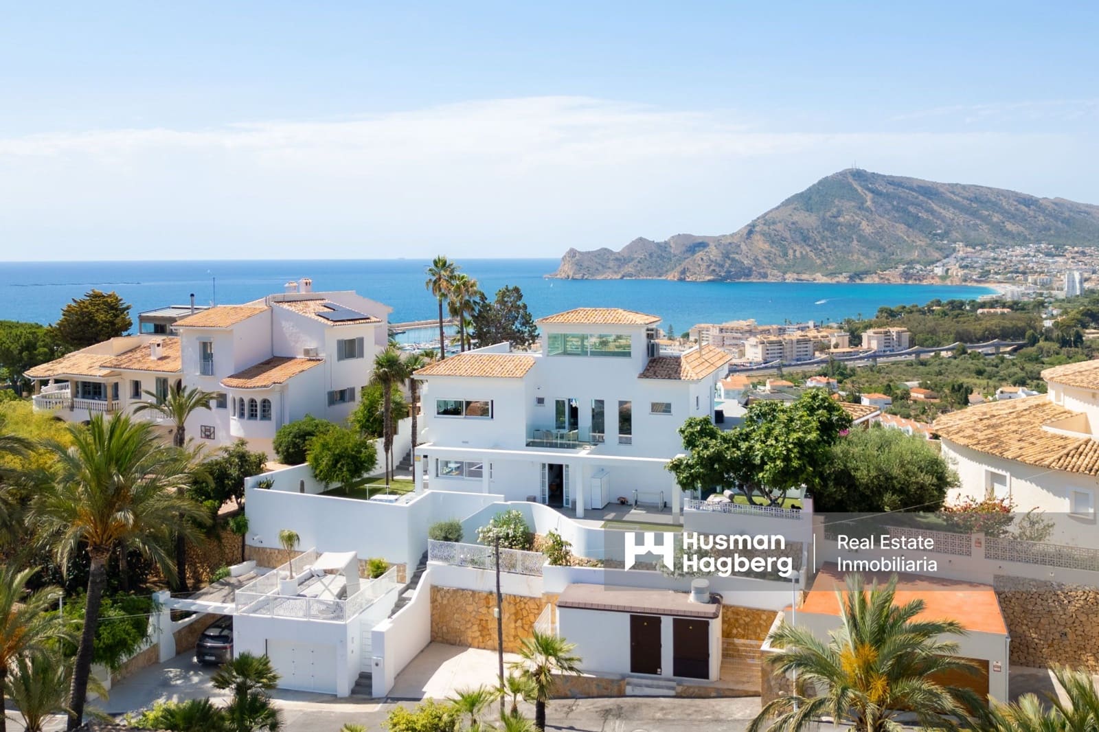 3 bedroom Villa for sale in Altea with pool - € 2,675,000 (Ref: 9931208)