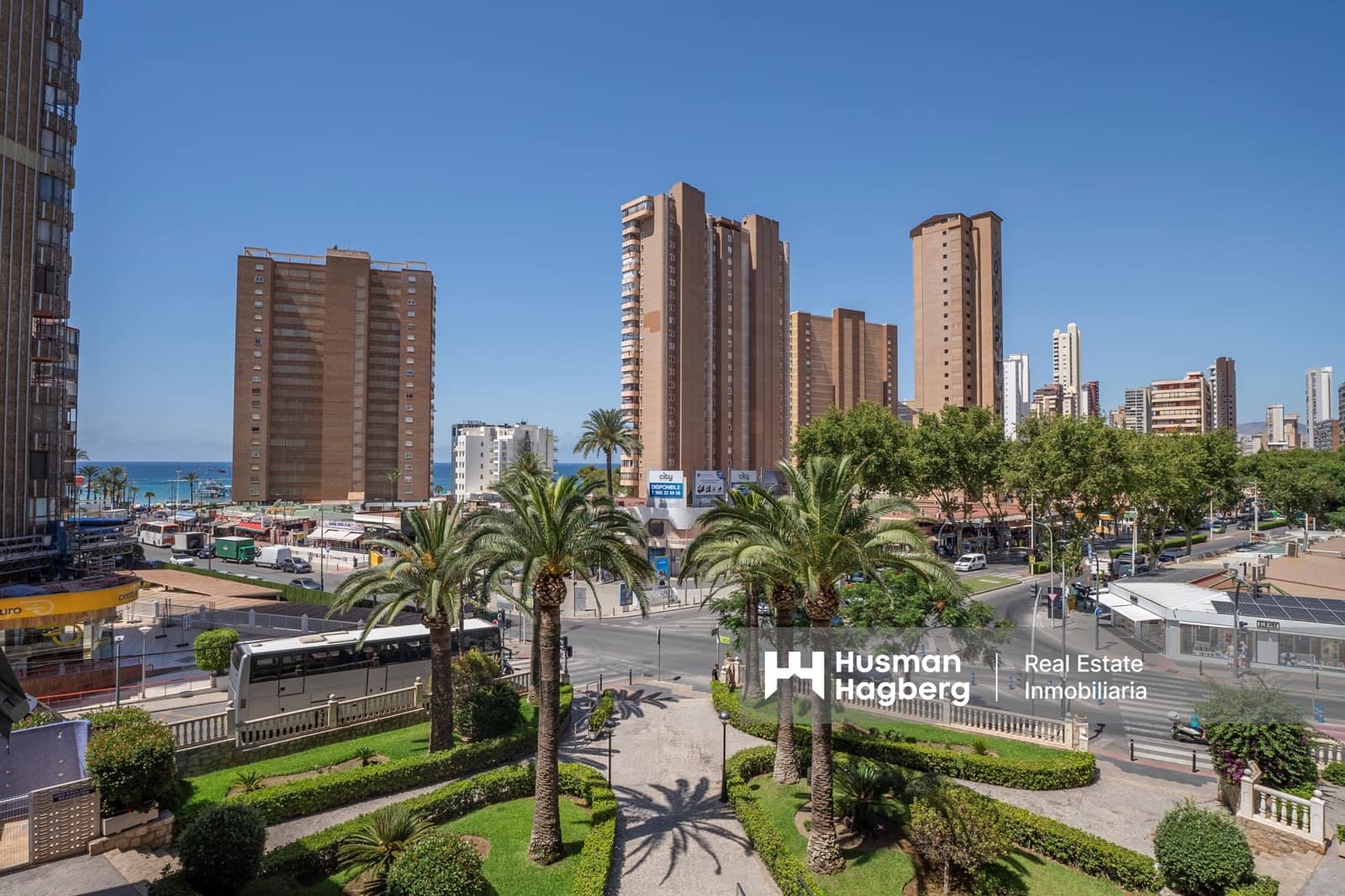 3 bedroom Villa for sale in Benidorm - € 395,000 (Ref: 9931209)