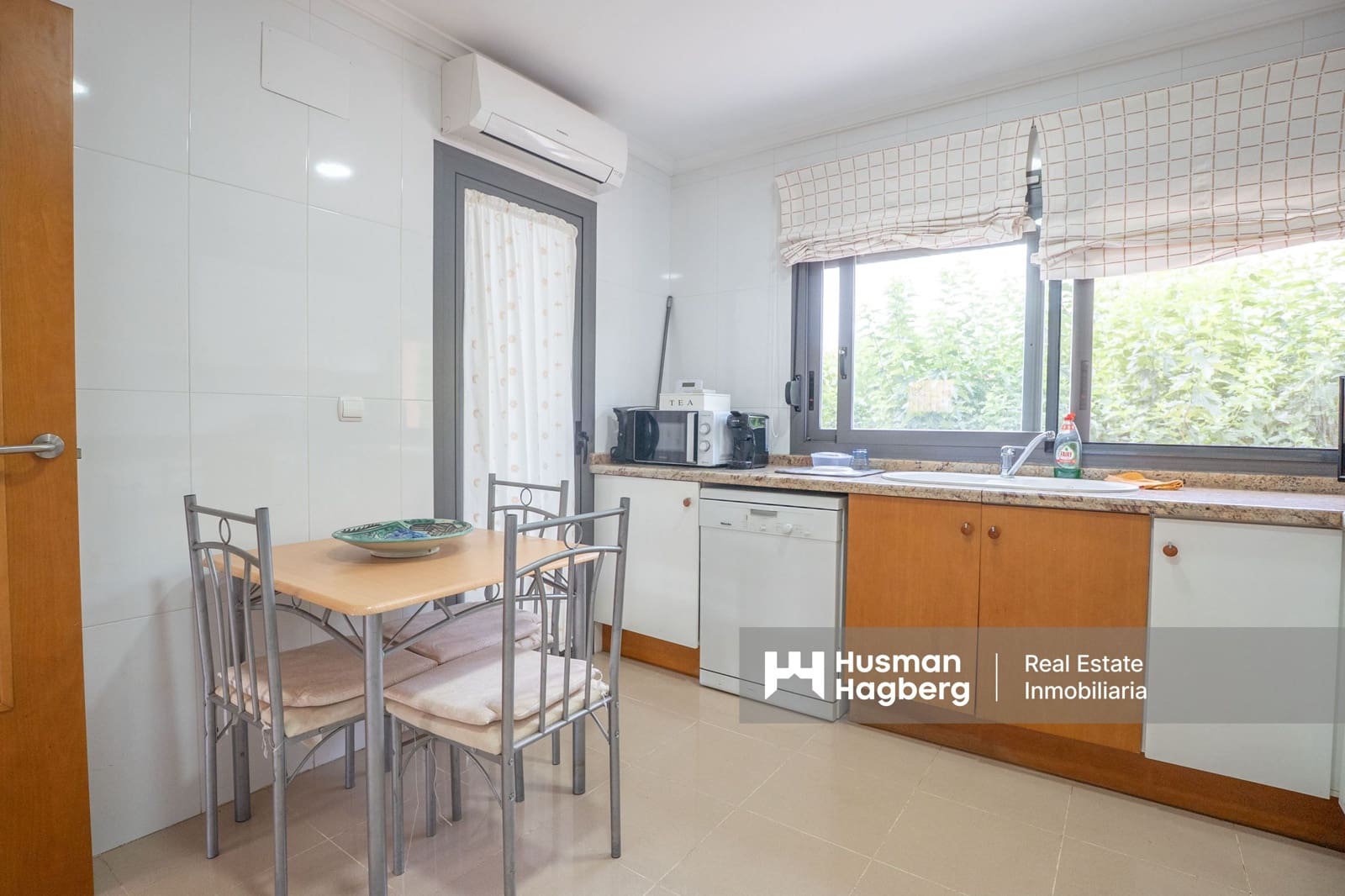 3 Zimmer Apartment zu verkaufen in Denia mit Pool - 605.000 € (Ref: 9932701)