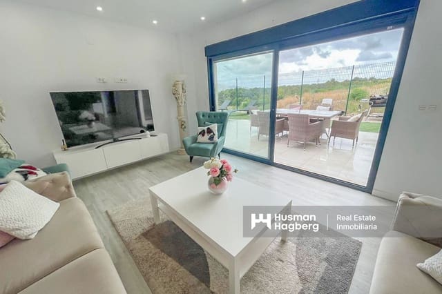 3 slaapkamer Villa te koop in Escandinavia - Cautivador, Alfaz del Pi / L'Alfàs del Pi met zwembad - € 549.000 (Ref: 9959012)