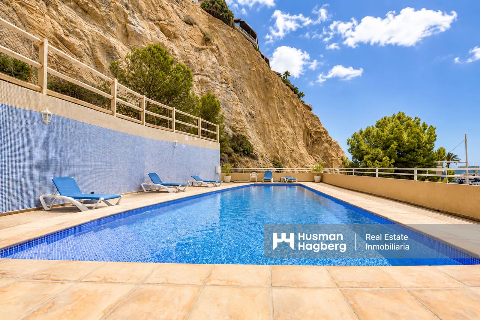 3 bedroom Apartment for sale in Altea with pool - € 620,000 (Ref: 9961882)