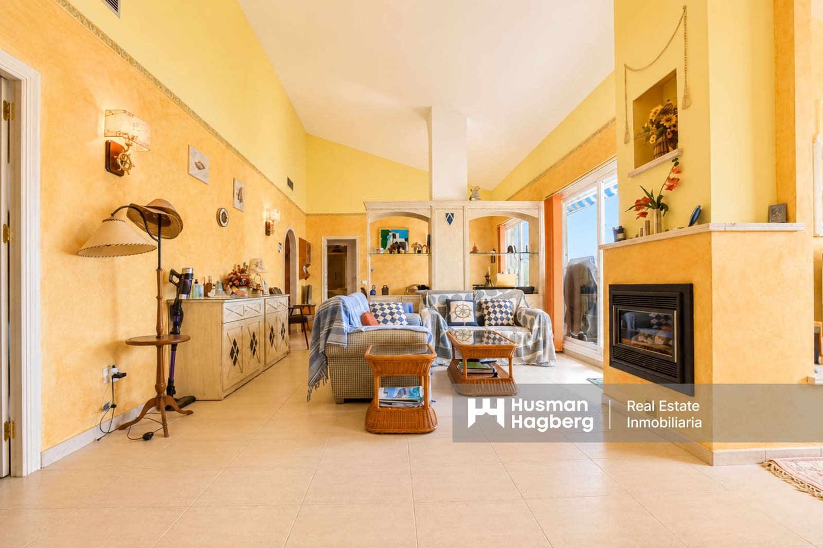3 bedroom Apartment for sale in Altea with pool - € 620,000 (Ref: 9961882)