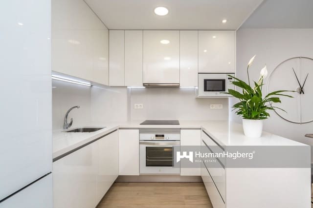 Apartamento de 2 habitaciones en Benidorm en venta con piscina - 399.900 € (Ref: 9961883)