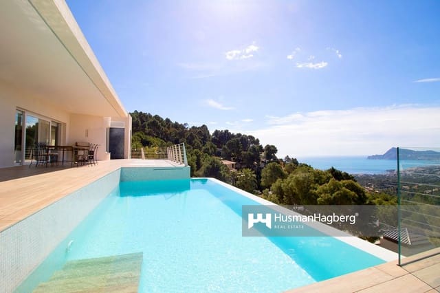 3 sypialnia Willa na sprzedaż w Altea z basenem - 1 750 000 € (Ref: 9961891)