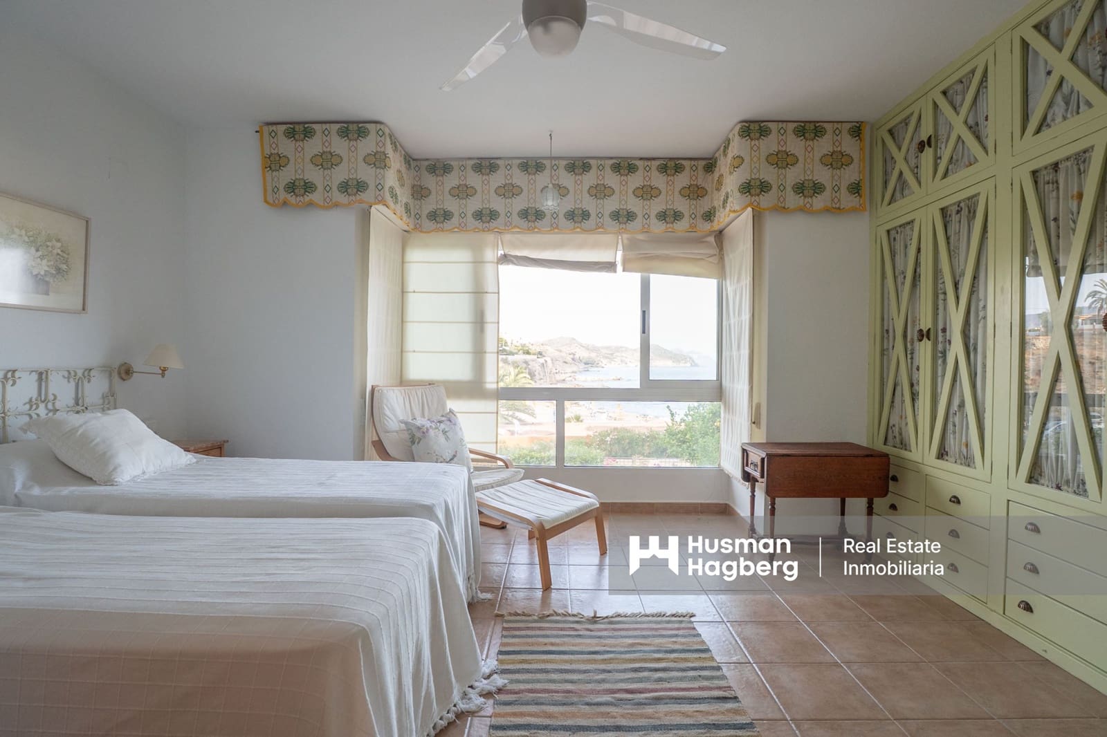 3 bedroom Apartment for sale in La Villajoyosa / Vila Joiosa with pool - € 550,000 (Ref: 9964581)