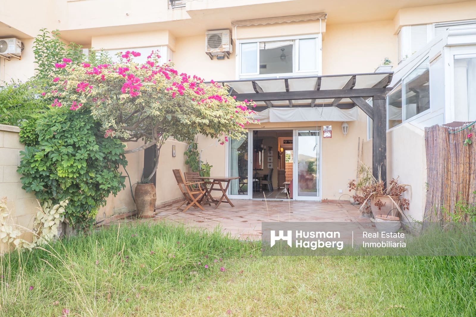 3 bedroom Apartment for sale in La Villajoyosa / Vila Joiosa with pool - € 550,000 (Ref: 9964581)