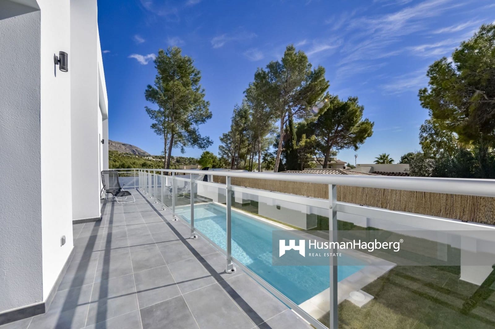4 bedroom Villa for sale in Altea with pool - € 949,000 (Ref: 9969151)