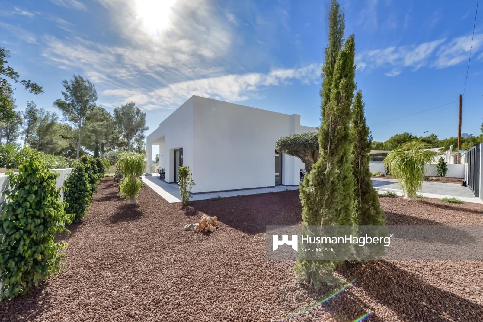 4 bedroom Villa for sale in Altea with pool - € 949,000 (Ref: 9969151)