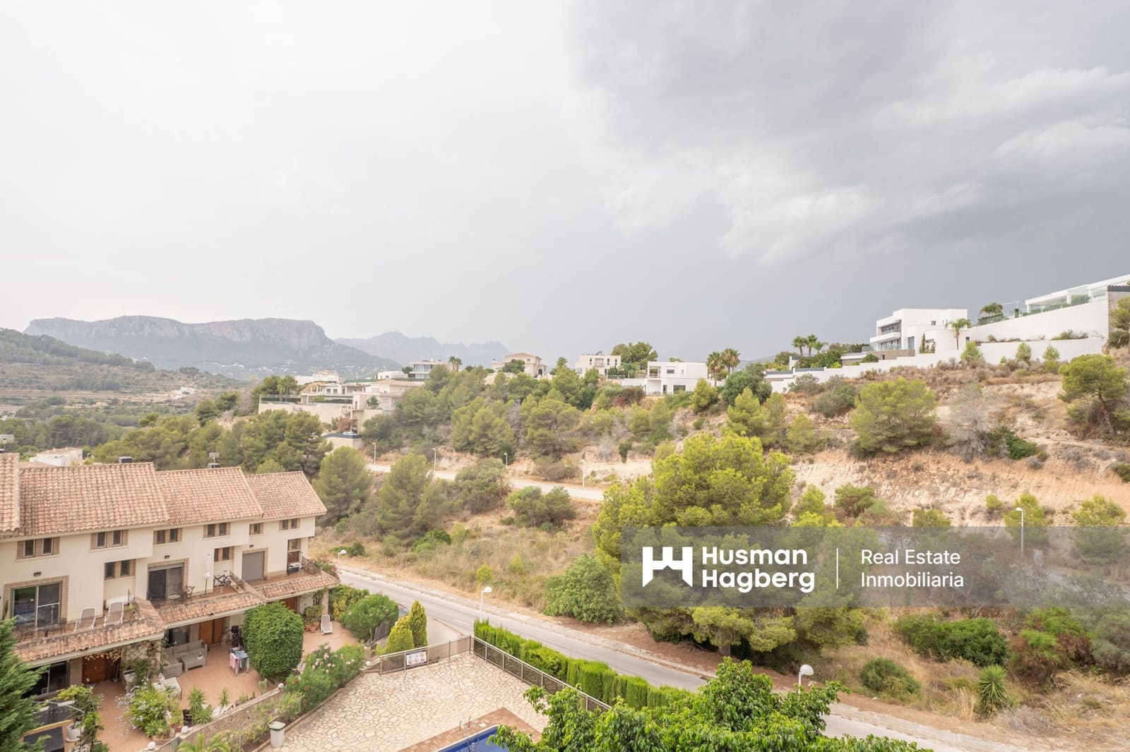 Hus till salu i Calpe / Calp med pool - 699 000 € (Ref: 9974554)