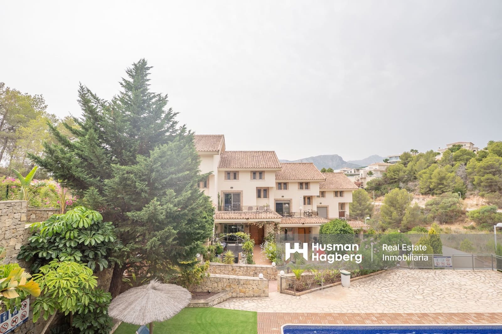 Hus till salu i Calpe / Calp med pool - 699 000 € (Ref: 9974554)