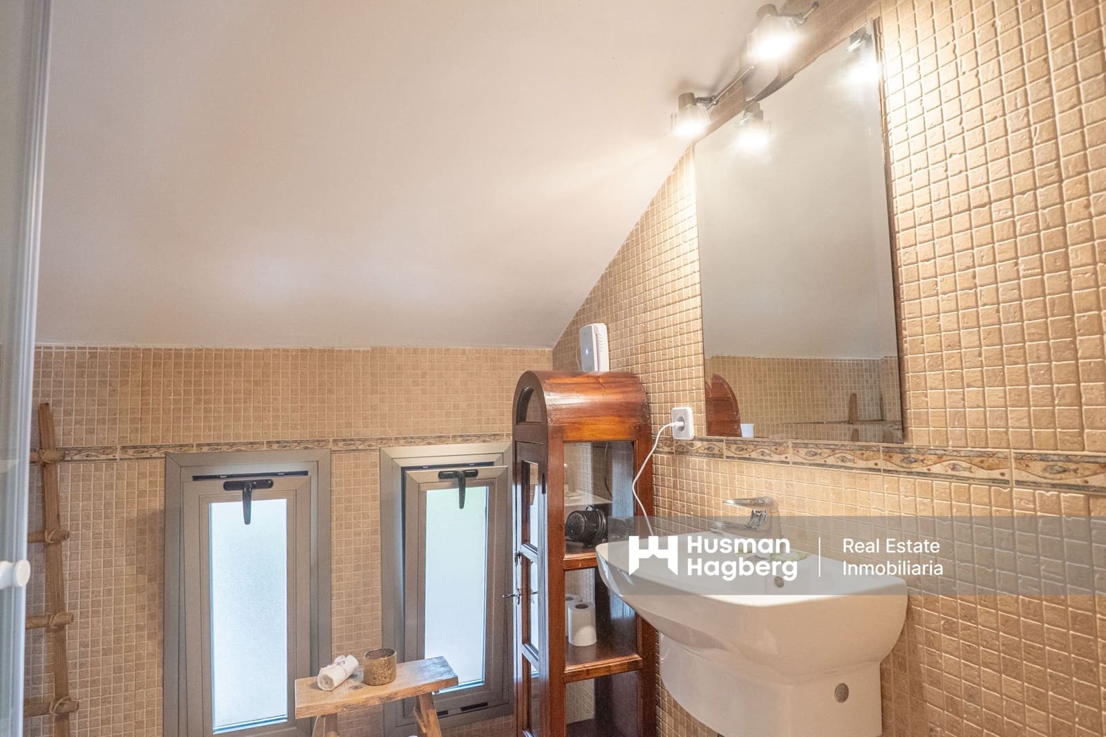 Hus till salu i Calpe / Calp med pool - 699 000 € (Ref: 9974554)