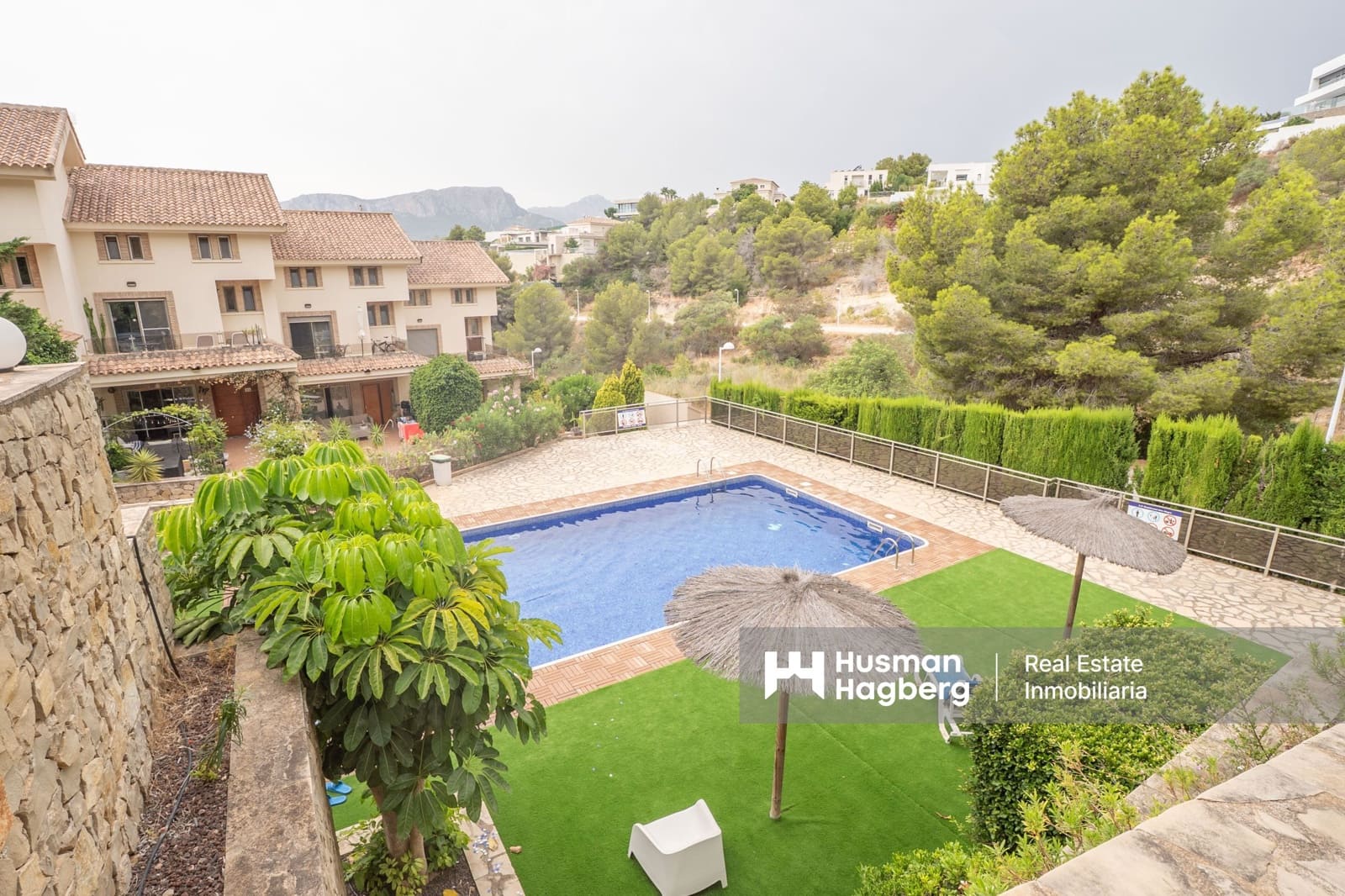 Hus till salu i Calpe / Calp med pool - 699 000 € (Ref: 9974554)