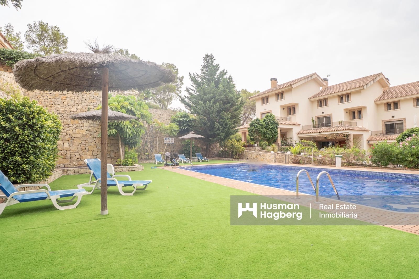 Hus till salu i Calpe / Calp med pool - 699 000 € (Ref: 9974554)