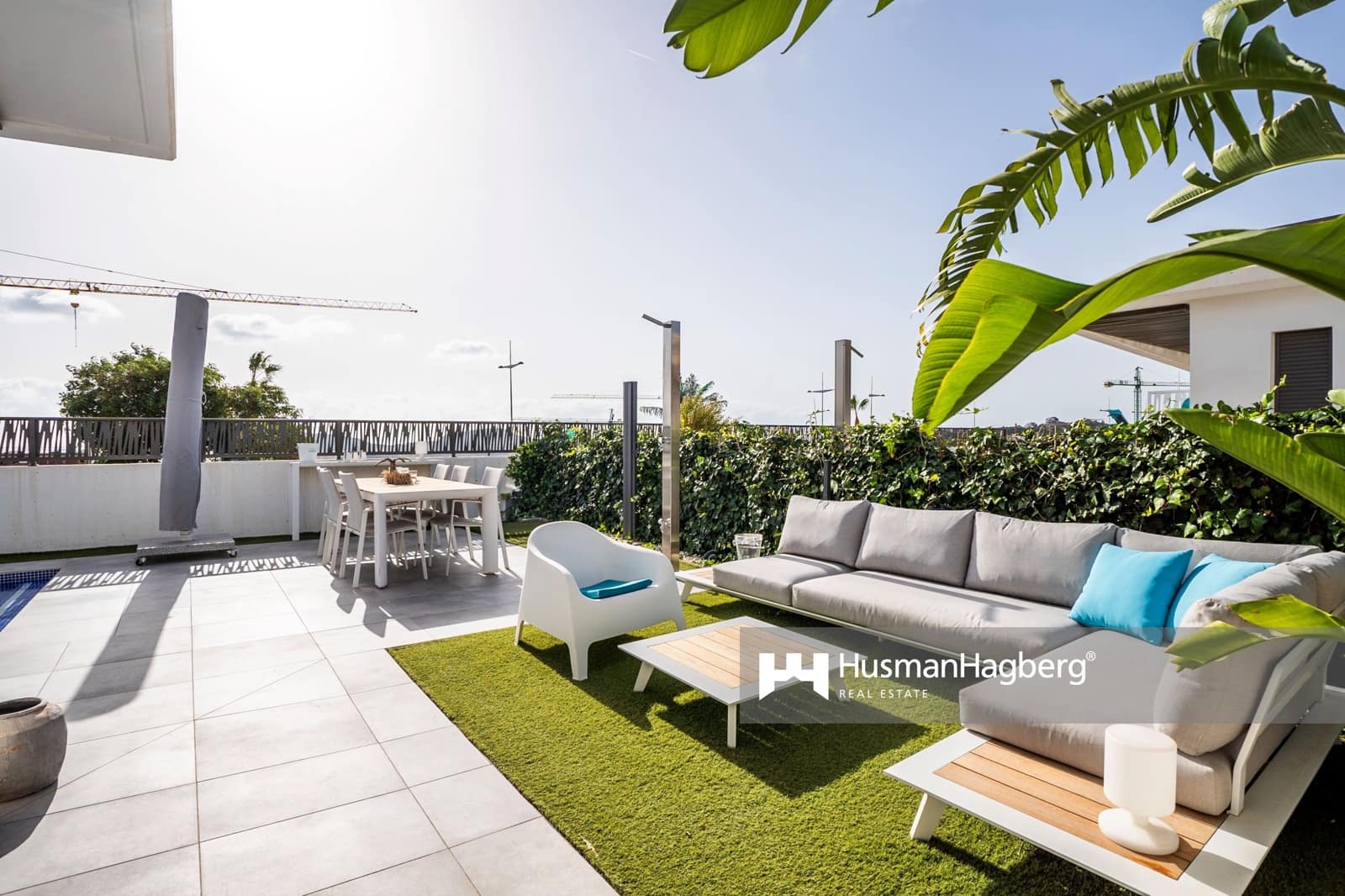 4 bedroom Villa for sale in Benidorm with pool - € 699,000 (Ref: 9974557)