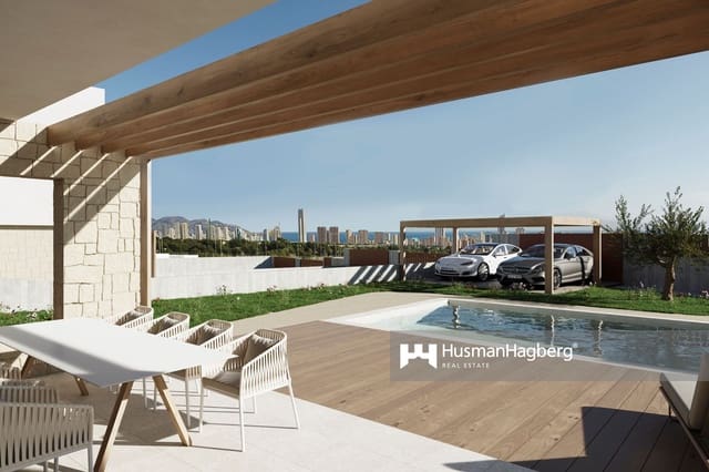 Chalet de 3 habitaciones en Benidorm en venta con piscina - 760.000 € (Ref: 9974567)