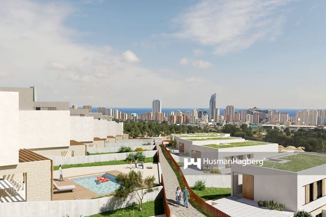 Chalet de 3 habitaciones en Benidorm en venta con piscina - 760.000 € (Ref: 9974567)