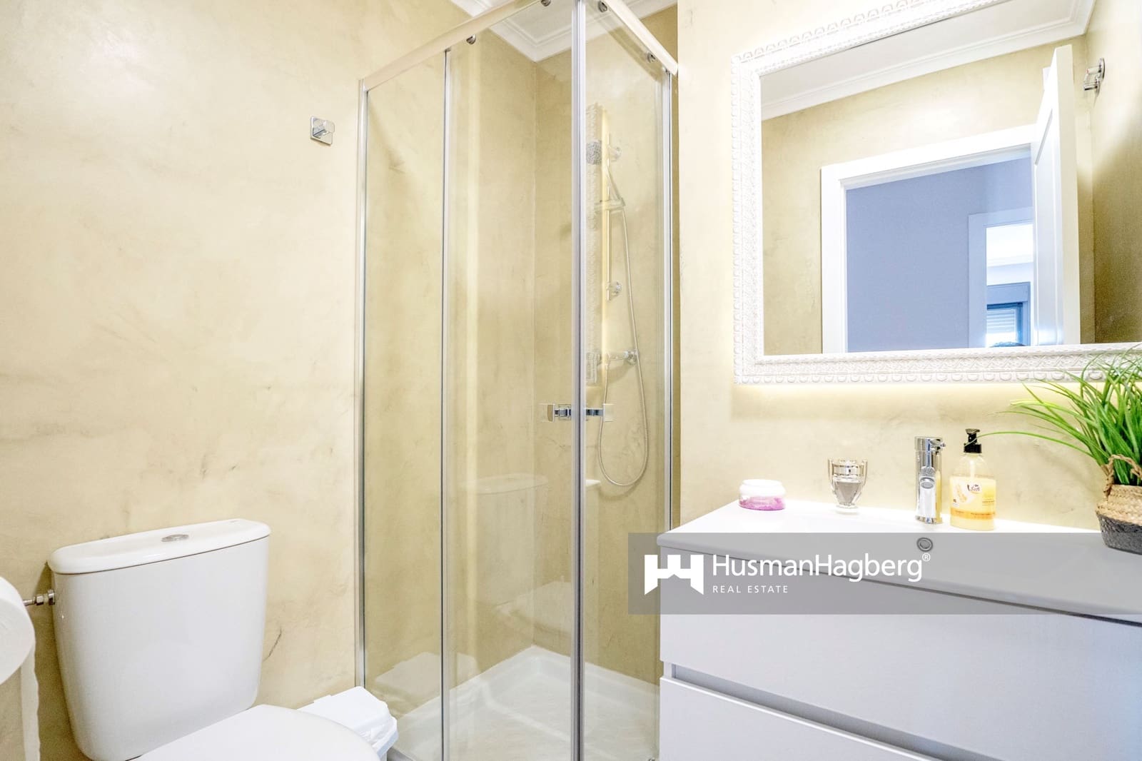 Apartamento de 3 habitaciones en Benidorm en venta con piscina - 490.000 € (Ref: 9980111)