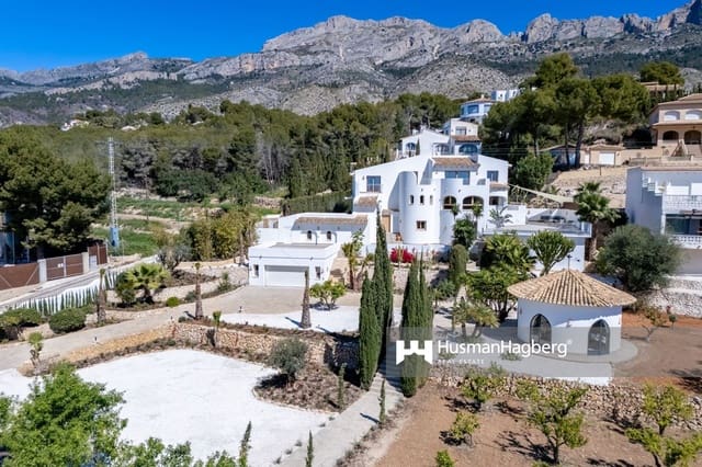 5 soverom Villa til salgs i Altea med svømmebasseng - € 1 695 000 (Ref: 9981733)