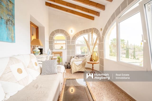 4 soverom Villa til salgs i El Montgó, Dénia med svømmebasseng - € 595 000 (Ref: 9981737)