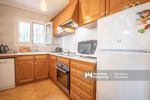 4 soverom Villa til salgs i El Montgó, Dénia med svømmebasseng - € 595 000 (Ref: 9981737)