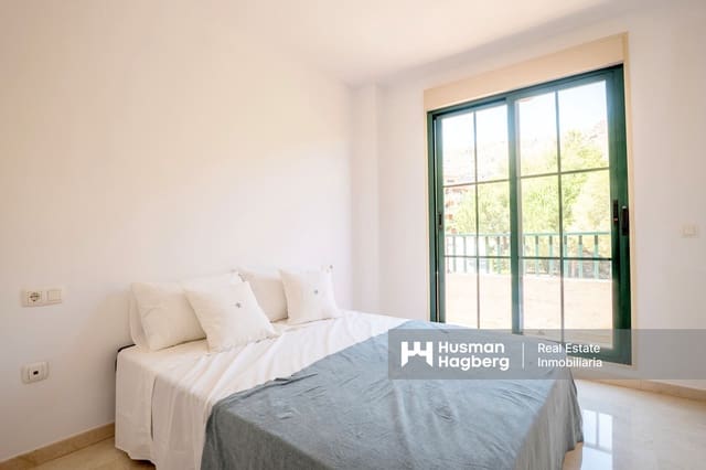 2 soveværelse Lejlighed til salg i Benidorm med swimmingpool - € 395.000 (Ref: 9981745)