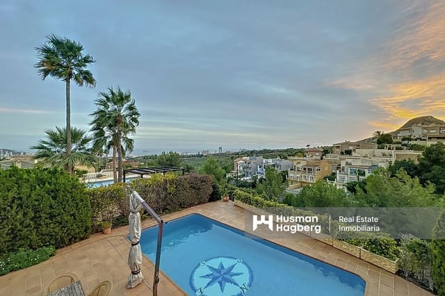 4 bedroom Villa for sale in Coloma  , La Nucia with pool - € 765,000 (Ref: 9984249)